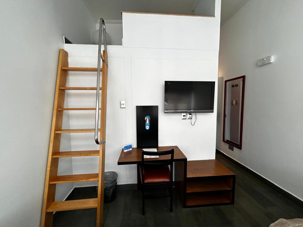 Natalino Hotel Patagonia ปวยร์โตนาตาเลส ภายนอก รูปภาพ